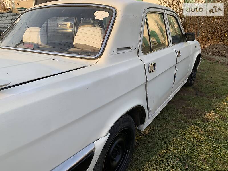 Седан ГАЗ 3110 Волга 2003 в Чернівцях