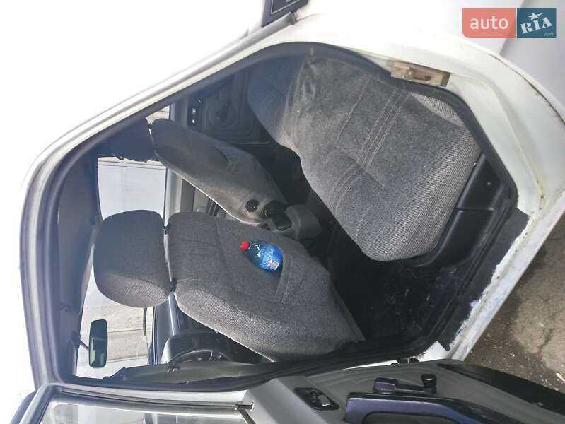 Седан ГАЗ 3110 Волга 1998 в Дніпрі