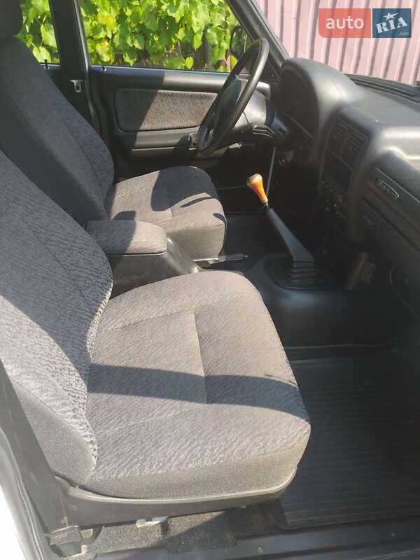 Седан ГАЗ 3110 Волга 2003 в Чернигове фото 68 Седан ГАЗ 3110 Волга 2003 в Чернигове