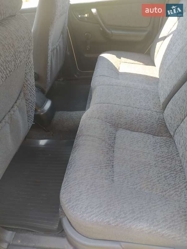 Седан ГАЗ 3110 Волга 2003 в Чернигове фото 65 Седан ГАЗ 3110 Волга 2003 в Чернигове