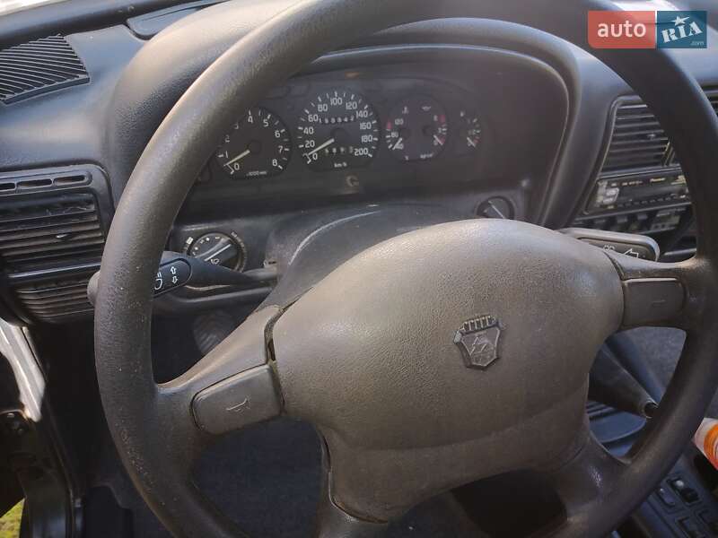 Седан ГАЗ 3110 Волга 2003 в Киеве