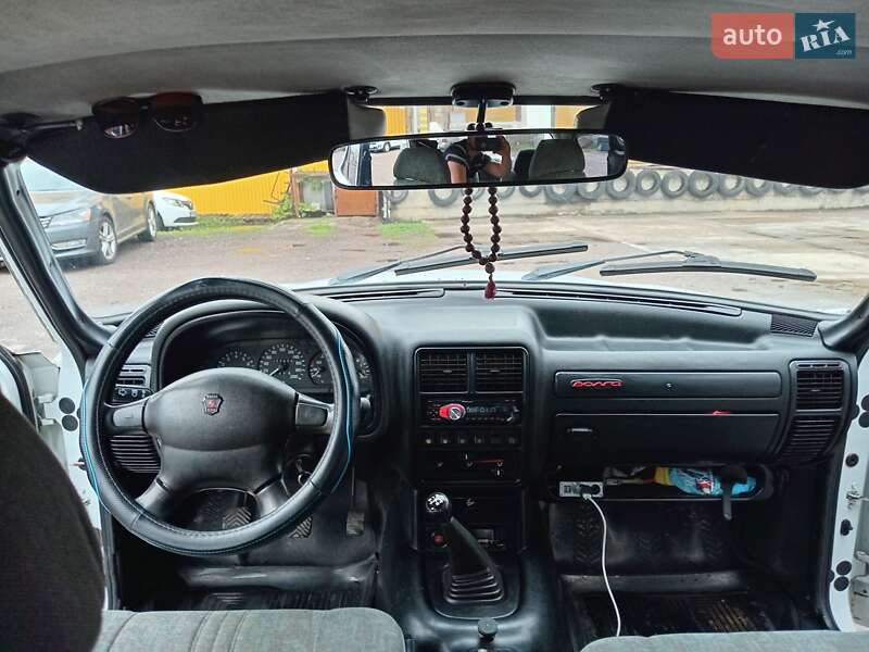 Седан ГАЗ 3110 Волга 2003 в Черкасах