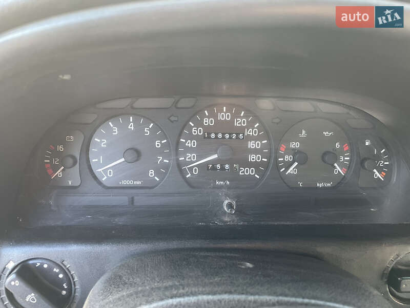 Седан ГАЗ 3110 Волга 2002 в Одессе