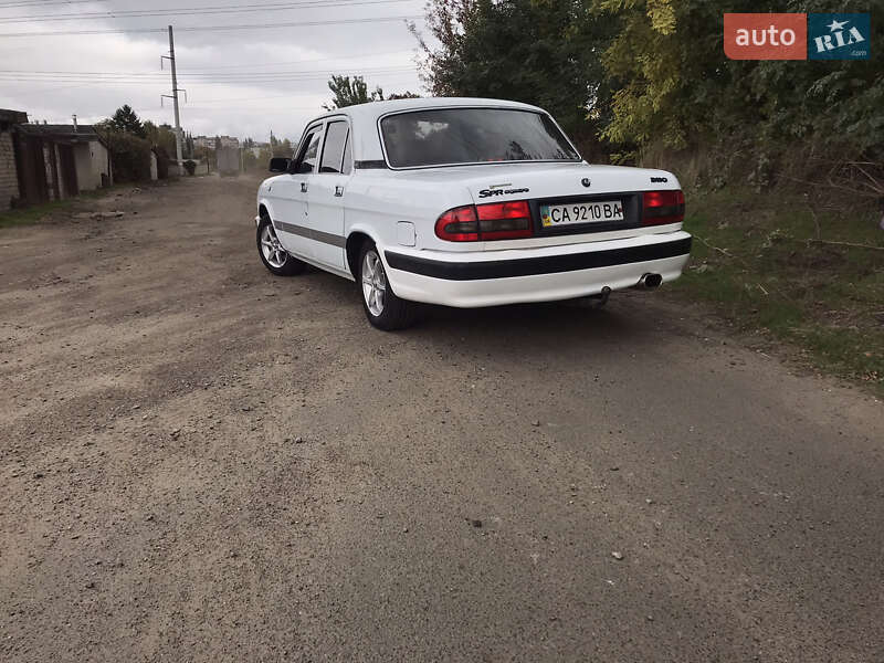 Седан ГАЗ 3110 Волга 2003 в Черкасах
