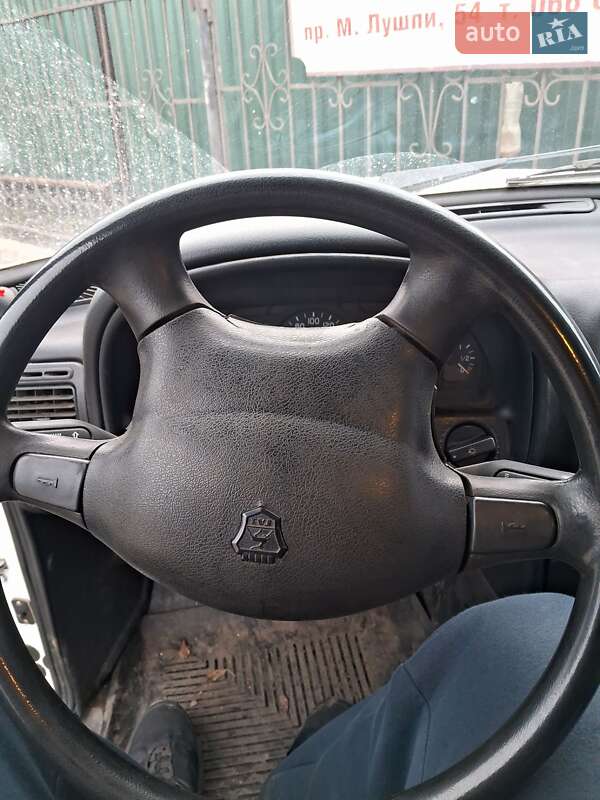 Седан ГАЗ 3110 Волга 2001 в Сумах фото 5 Седан ГАЗ 3110 Волга 2001 в Сумах