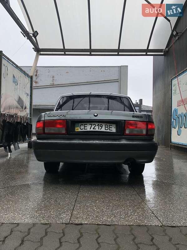 Седан ГАЗ 3110 Волга 2004 в Чернівцях