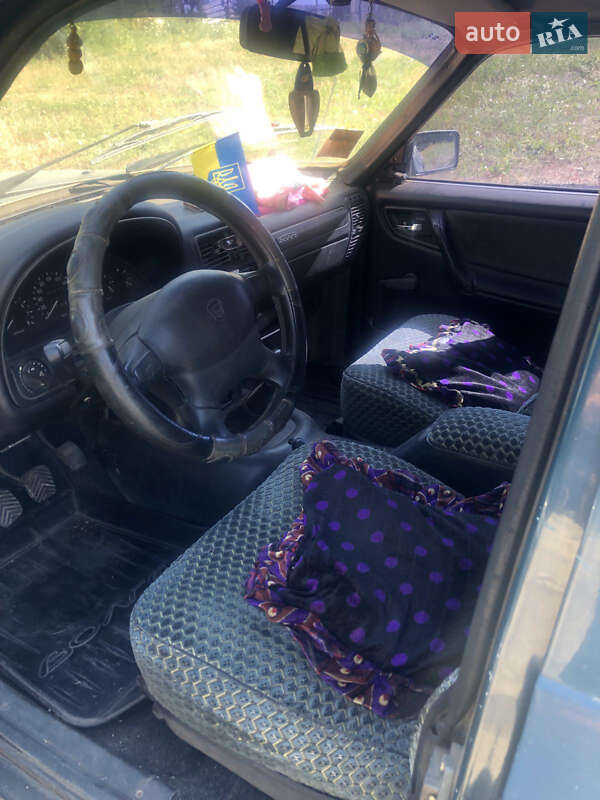 Седан ГАЗ 3110 Волга 2001 в Аджамке