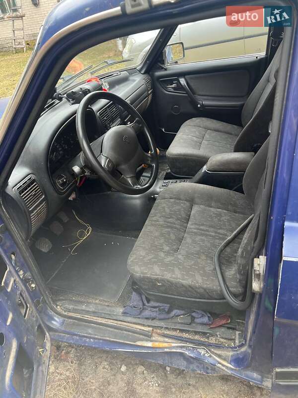 Седан ГАЗ 3110 Волга 2000 в Киеве фото 13 Седан ГАЗ 3110 Волга 2000 в Киеве