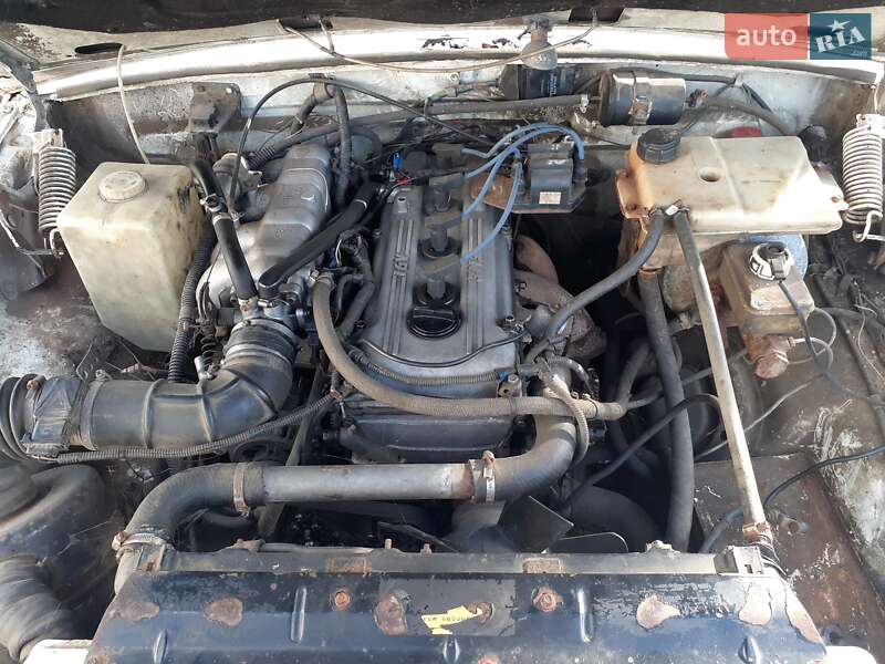 Седан ГАЗ 3110 Волга 2003 в 