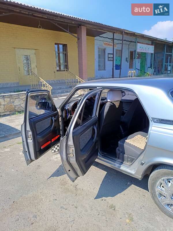 Седан ГАЗ 3110 Волга 2004 в Березнегуватому