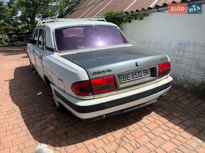 Седан ГАЗ 3110 Волга 2001 в Киеве