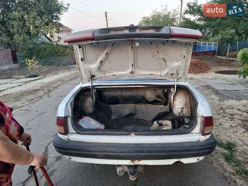 Седан ГАЗ 3110 Волга 1999 в Роздільній