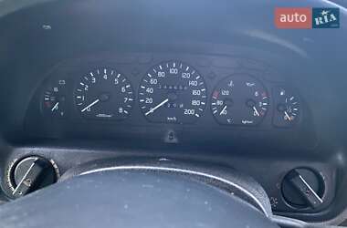Седан ГАЗ 3110 Волга 2000 в 