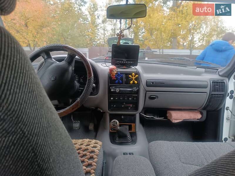 Седан ГАЗ 3110 Волга 2001 в Малине фото 12 Седан ГАЗ 3110 Волга 2001 в Малине
