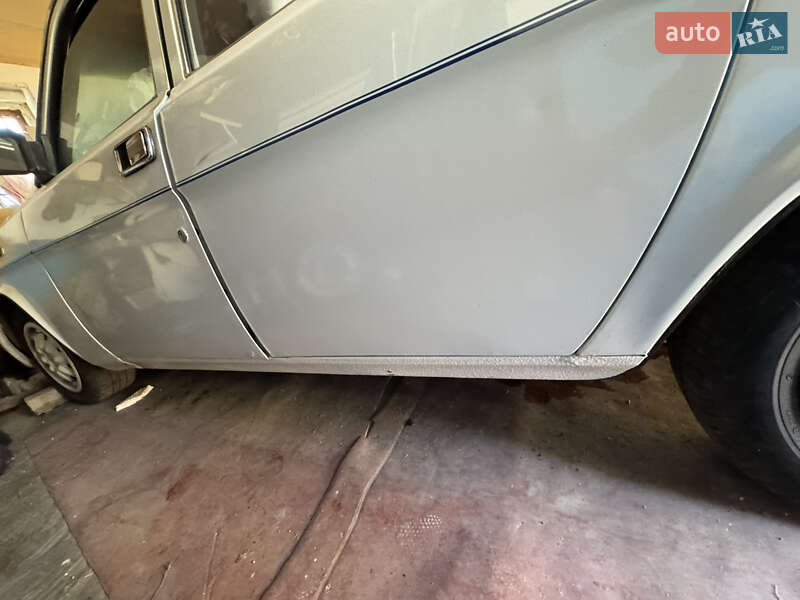 Седан ГАЗ 3110 Волга 2003 в Чернівцях