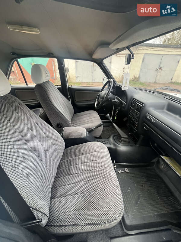 Седан ГАЗ 3110 Волга 2002 в Коростене