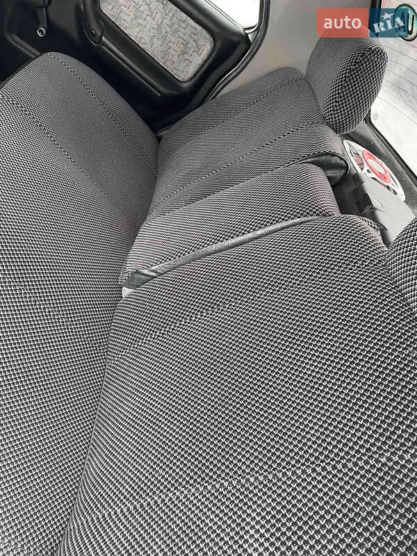 Седан ГАЗ 3110 Волга 2003 в Сумах