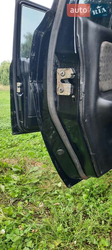 Седан ГАЗ 31105 Волга 2006 в Полтаві