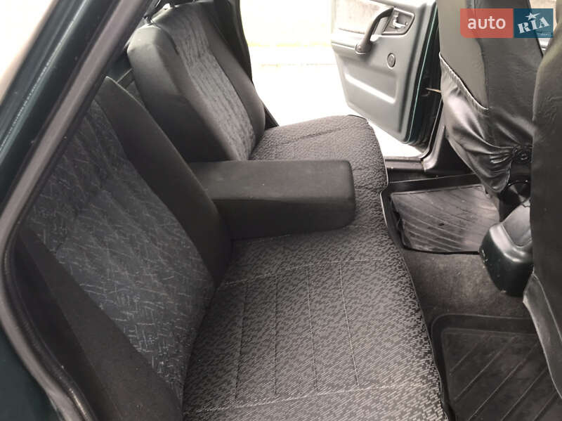 Седан ГАЗ 31105 Волга 2005 в Ужгороде