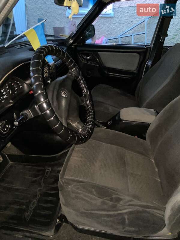 Седан ГАЗ 31105 Волга 2006 в Новій Одесі