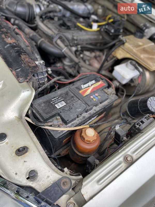 Седан ГАЗ 31105 Волга 2005 в Харькове