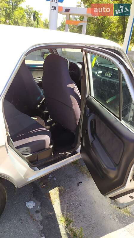 Седан ГАЗ 31105 Волга 2005 в Кременчуці