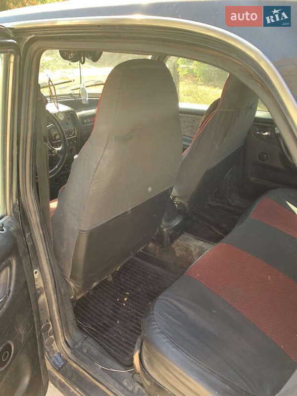 Седан ГАЗ 31105 Волга 2006 в Чорноморську