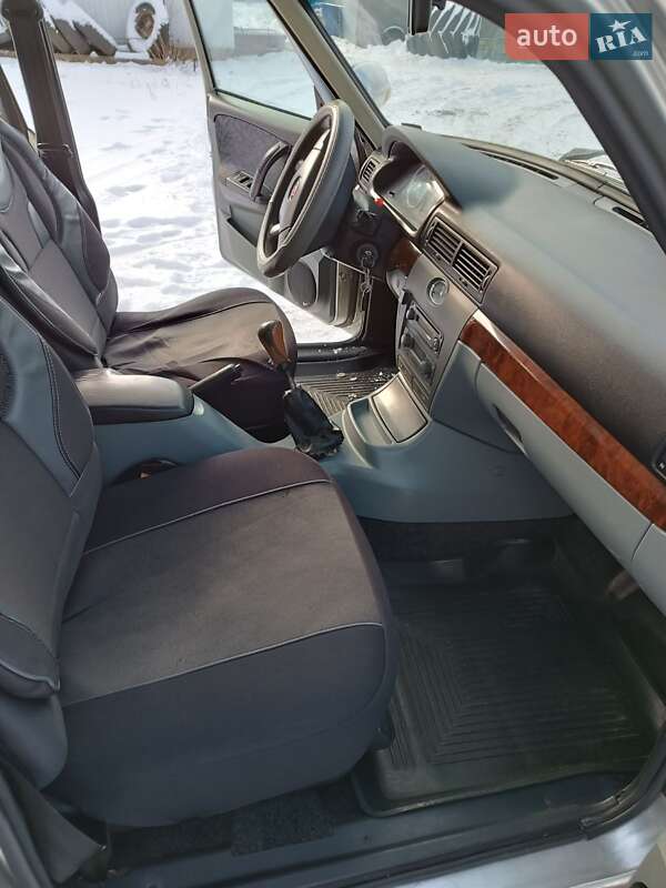 Седан ГАЗ 31105 Волга 2008 в Славуті фото 11 Седан ГАЗ 31105 Волга 2008 в Славуті