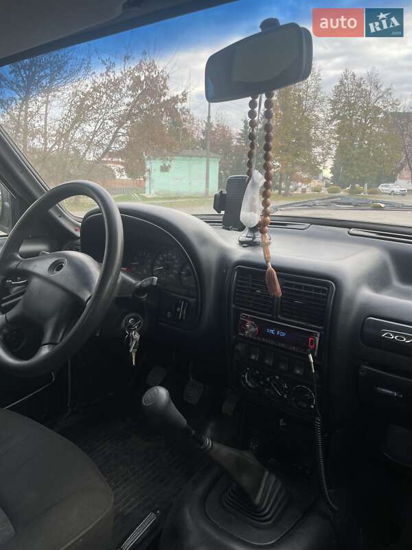 Седан ГАЗ 31105 Волга 2007 в Дубно