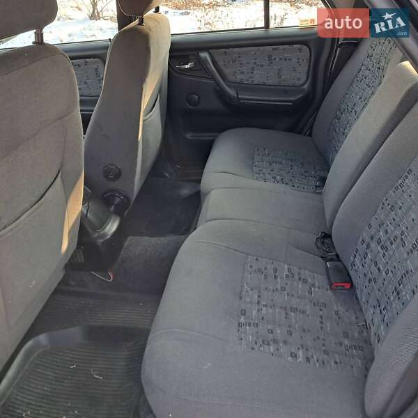 Седан ГАЗ 31105 Волга 2007 в Знам'янці