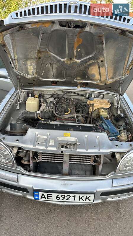 Седан ГАЗ 31105 Волга 2005 в Кривом Роге