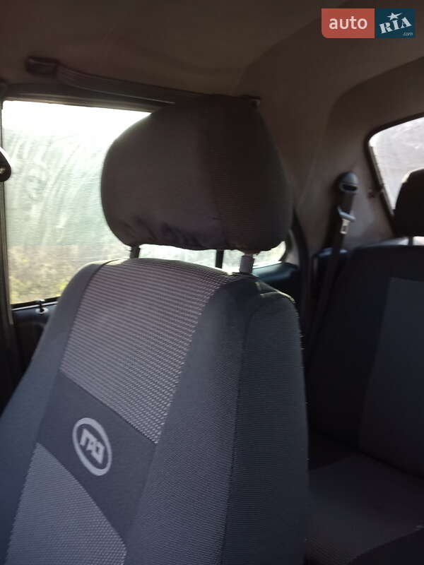 Седан ГАЗ 31105 Волга 2007 в Кривому Розі