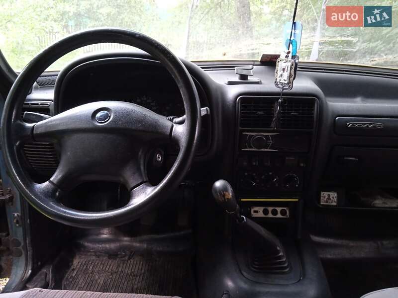 Седан ГАЗ 31105 Волга 2006 в Сумах