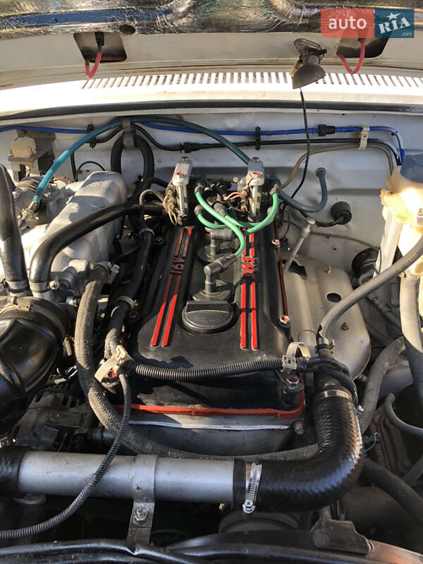 Седан ГАЗ 31105 Волга 2008 в Кривом Роге