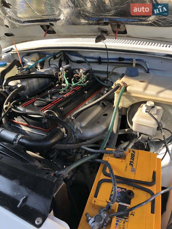 Седан ГАЗ 31105 Волга 2008 в Кривом Роге