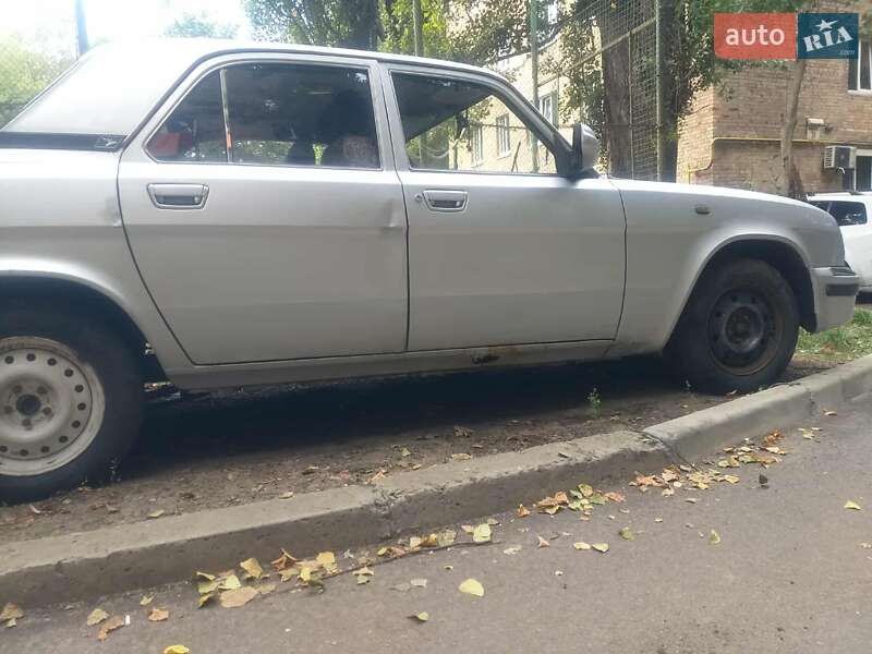 Седан ГАЗ 31105 Волга 2004 в Киеве