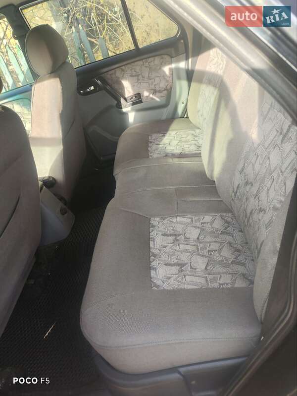 Седан ГАЗ 31105 Волга 2008 в Очакове