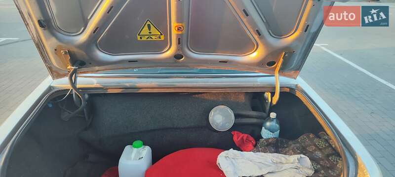 Седан ГАЗ 31105 Волга 2004 в Виннице
