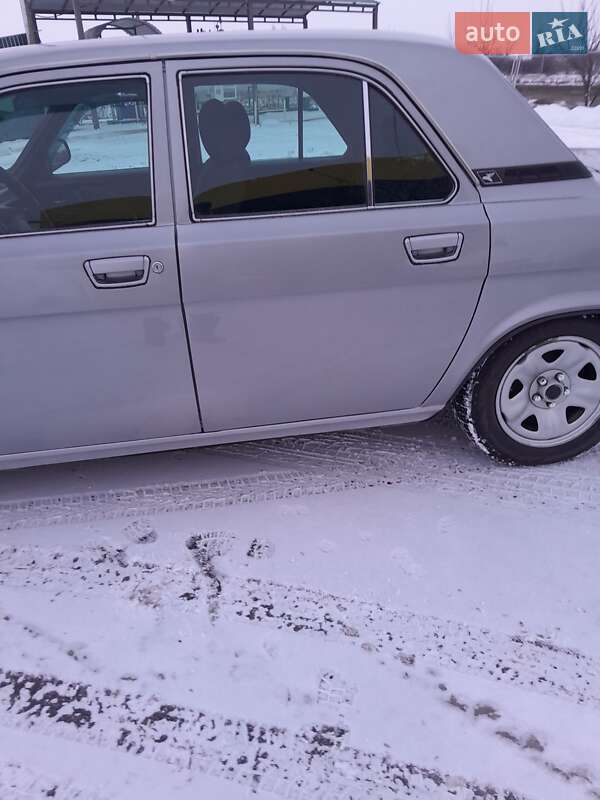 Седан ГАЗ 31105 Волга 2004 в Новому Бузі