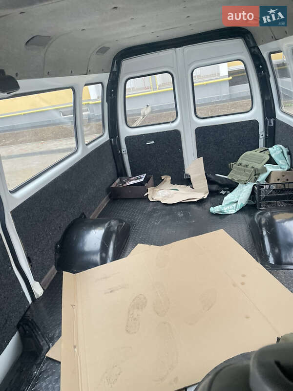 Микроавтобус ГАЗ 3221 Газель 2001 в Одессе