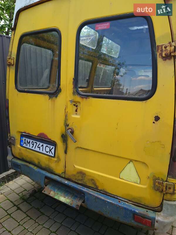 Універсал ГАЗ 3221 Газель 2005 в 