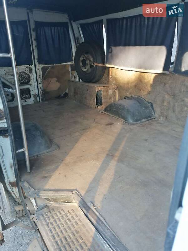 Микровэн ГАЗ 3221 Газель 2002 в Кривом Роге