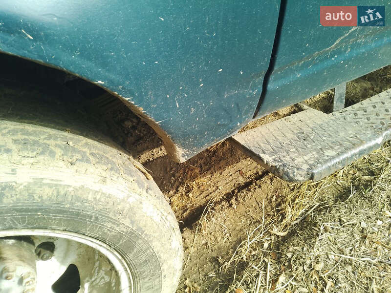 Микроавтобус ГАЗ 32213 Газель 2001 в Беляевке фото 6 Микроавтобус ГАЗ 32213 Газель 2001 в Беляевке