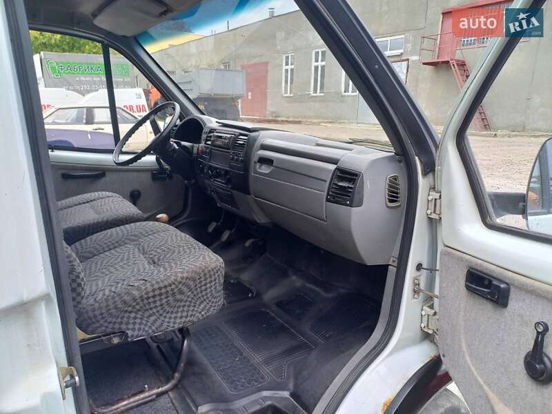 Тентованый ГАЗ 3302 Газель 2004 в Львове