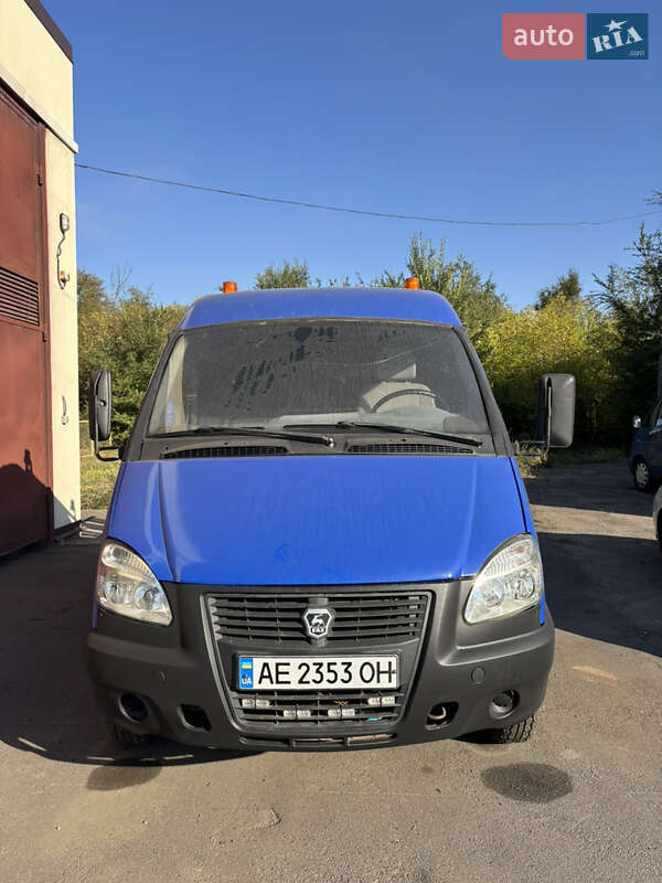 Эвакуатор ГАЗ 3302 Газель 2004 в 