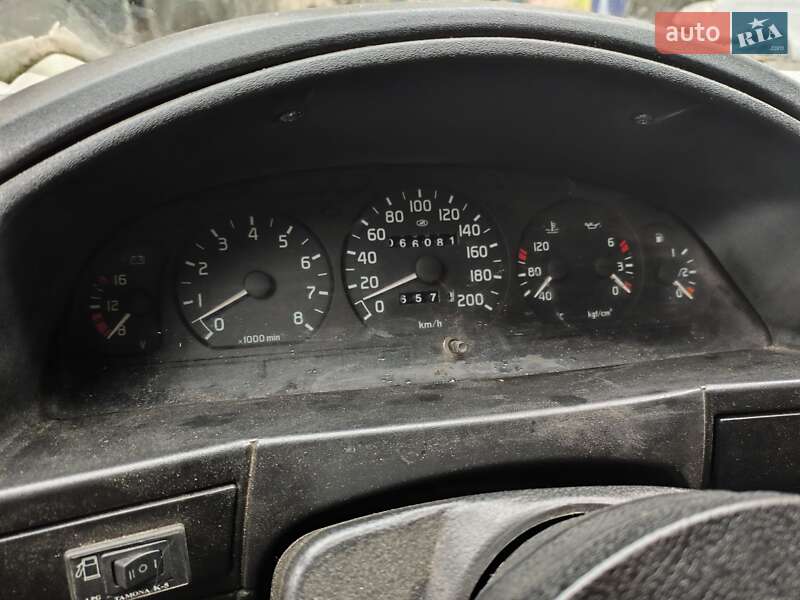 Тентованый ГАЗ 3302 Газель 2003 в Киеве