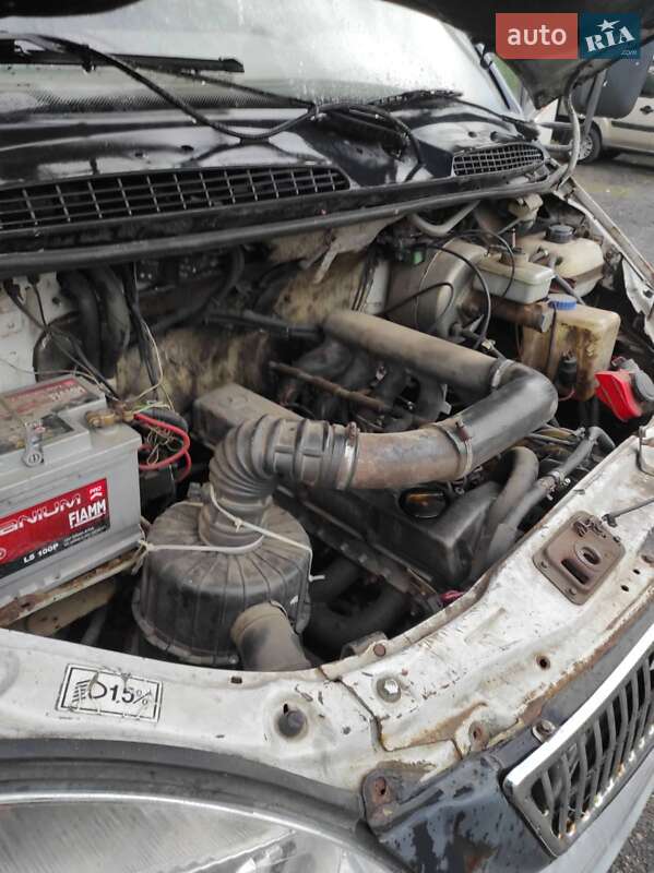 Другие грузовики ГАЗ 3302 Газель 2003 в Киеве