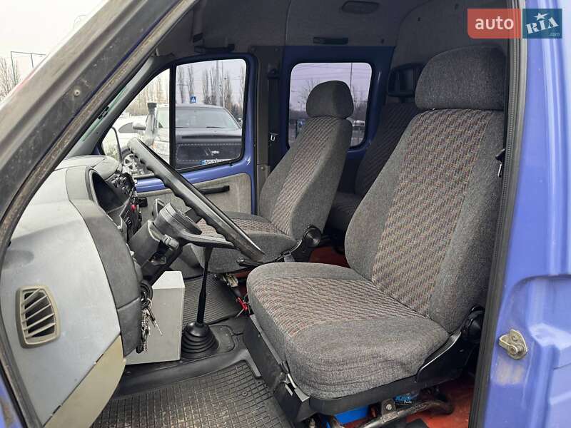 Тентований ГАЗ 3302 Газель 2005 в Києві