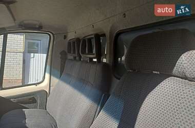 Грузовой фургон ГАЗ 3302 Газель 2003 в 