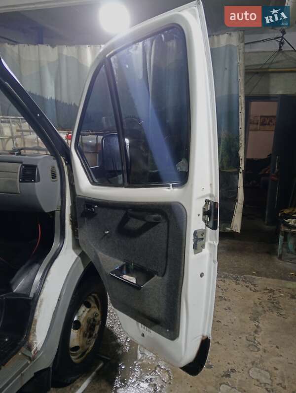 Тентованый ГАЗ 3302 Газель 2005 в Житомире фото 2 Тентованый ГАЗ 3302 Газель 2005 в Житомире